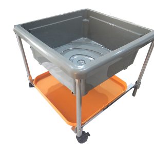 ชุดถาดกิจกรรมสร้างสรรค์สีเทา - ส้ม พร้อมขาตั้งมีล้อเลื่อนสูง 40 cm (Fun2 Play Activity Tray with Stand 40 cm (Grey - Orange)) - Image 5