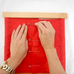 กรอบไม้แต่งตัวติดเข็มกลัด - Image 8